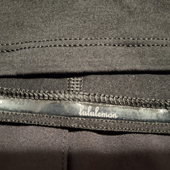 Women's lululemon athletica Black Skort Size 10. - Picture 4 of 7